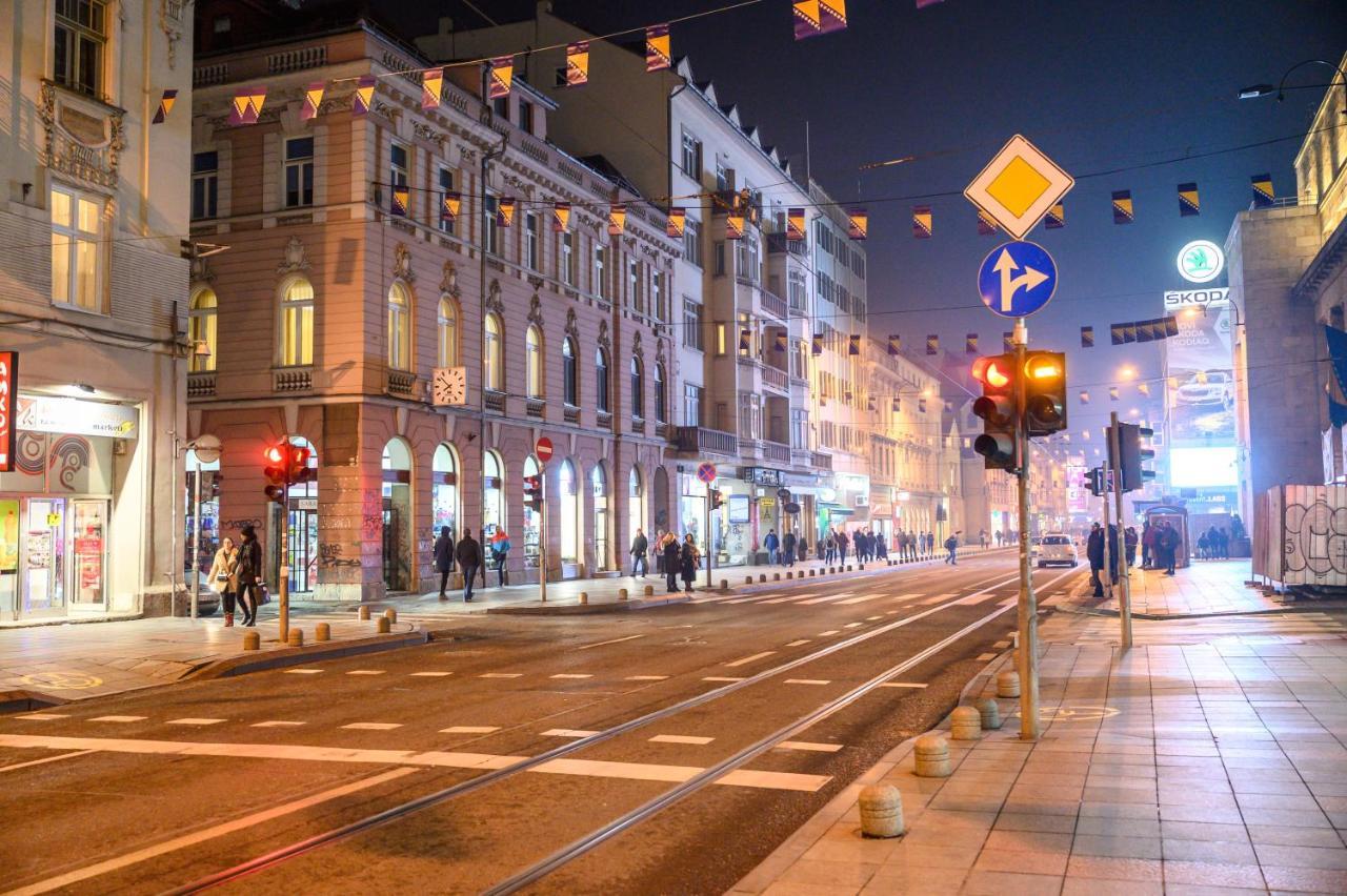 Megapolis Main Street Suites Сараево Экстерьер фото